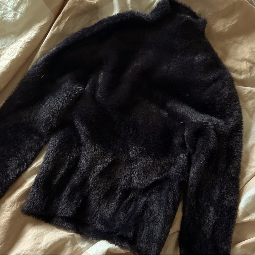 aritzia mock neck sweater